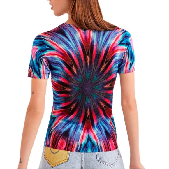 🌸Desigual Women's Knitwear | T-shirt - Picture 2 of 5